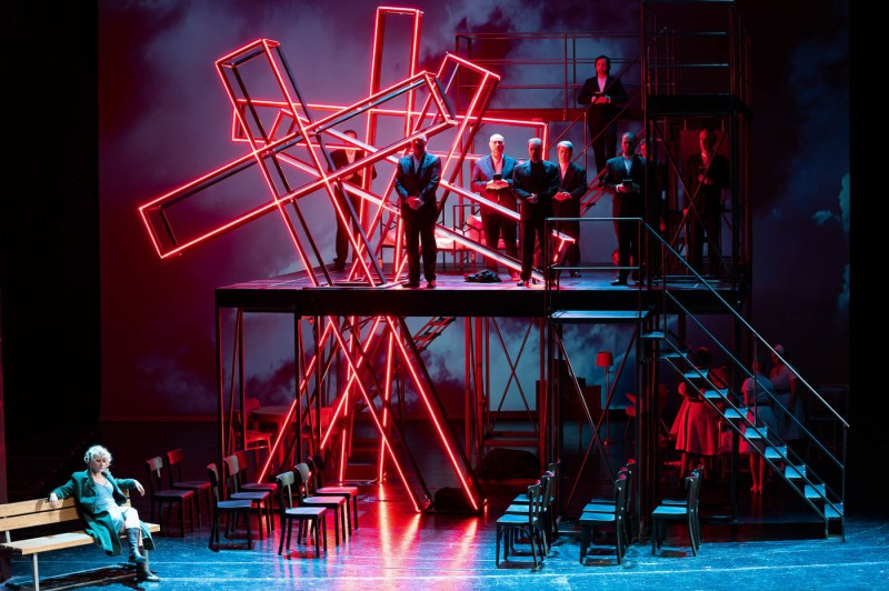 Breaking-the-Waves-4