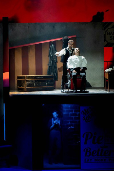 Sweeney-Todd-19